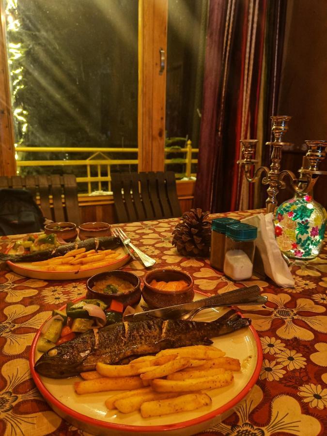 Incredible Guest House Jibhi Buitenkant foto